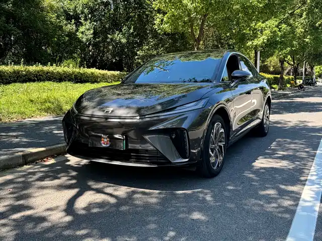 Rising R7
