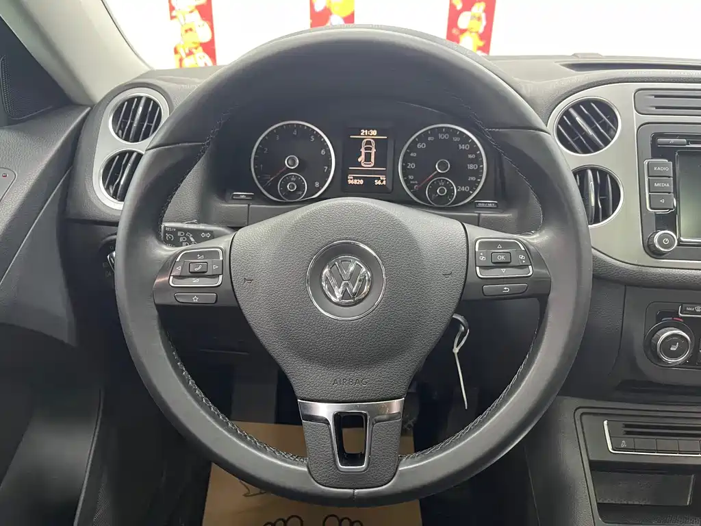 Volkswagen Tiguan — миниатюра 12