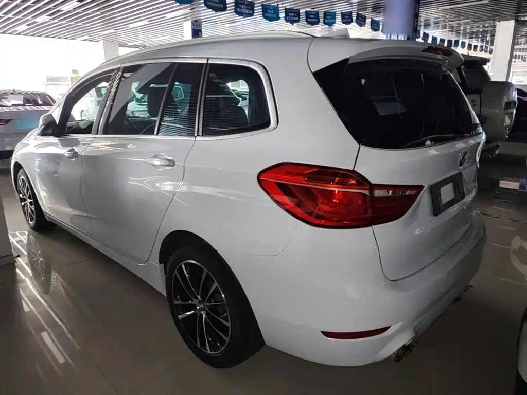 BMW 2 Series Gran Tourer — миниатюра 5