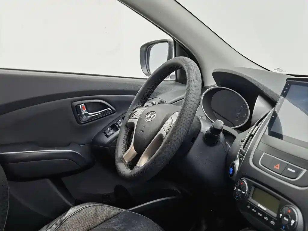 Hyundai ix35 — миниатюра 22