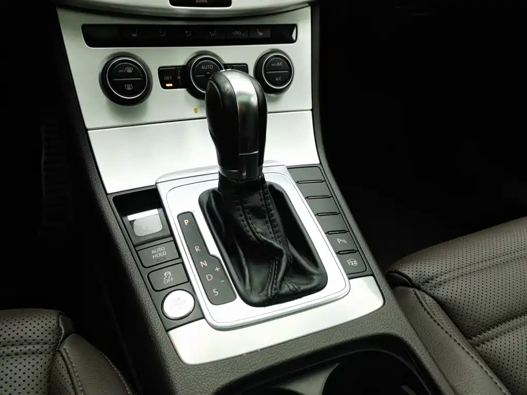Volkswagen CC — миниатюра 13