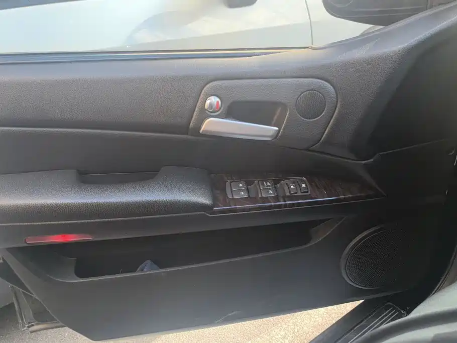 Roewe W5 — миниатюра 7