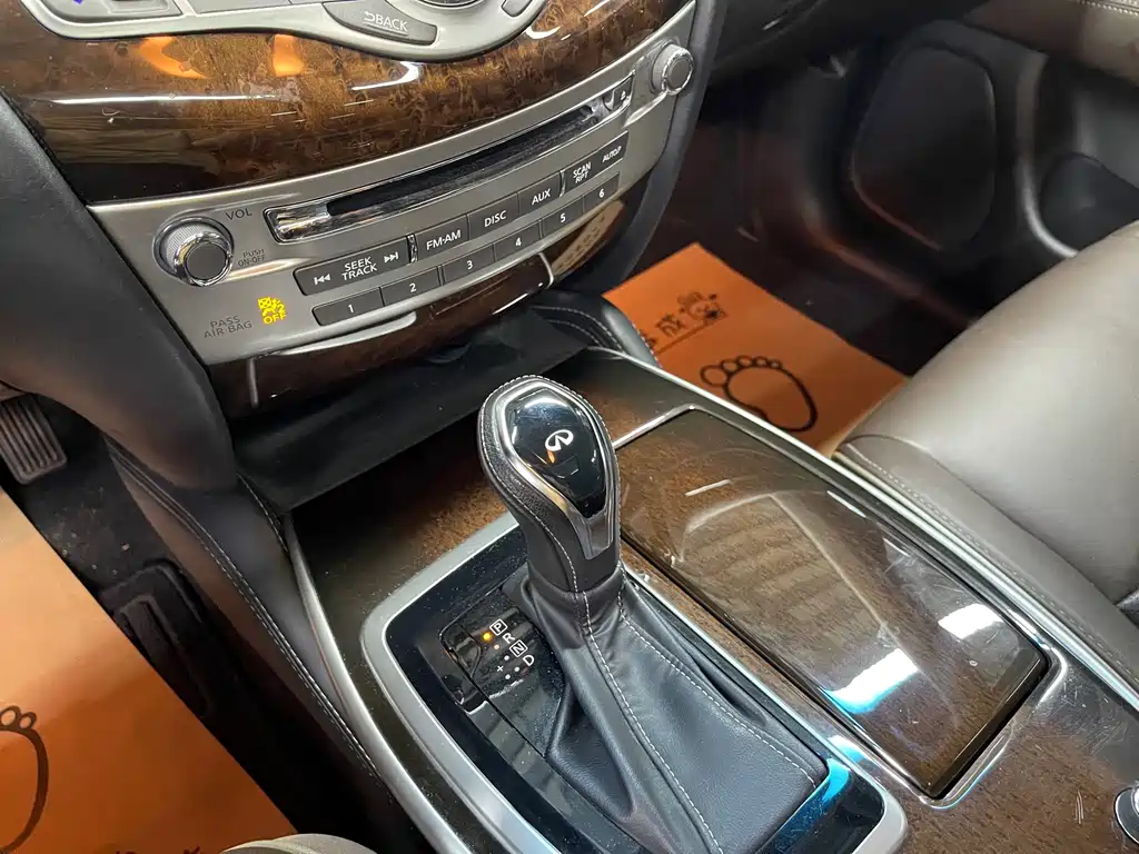 Infiniti QX60 (Import) — миниатюра 18