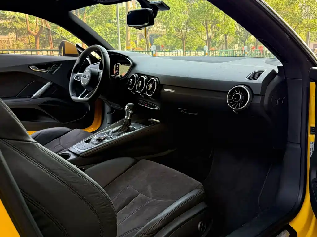 Audi TT — миниатюра 5