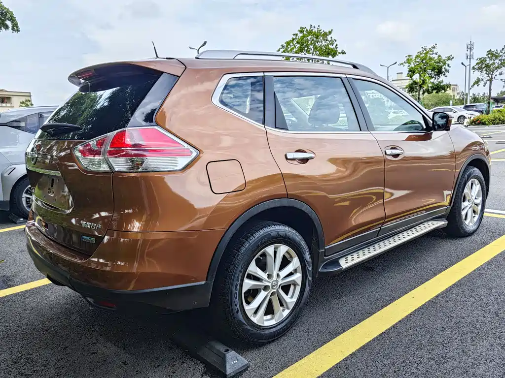 Nissan X-Trail 2014 2.5L CVT Luxury 4WD