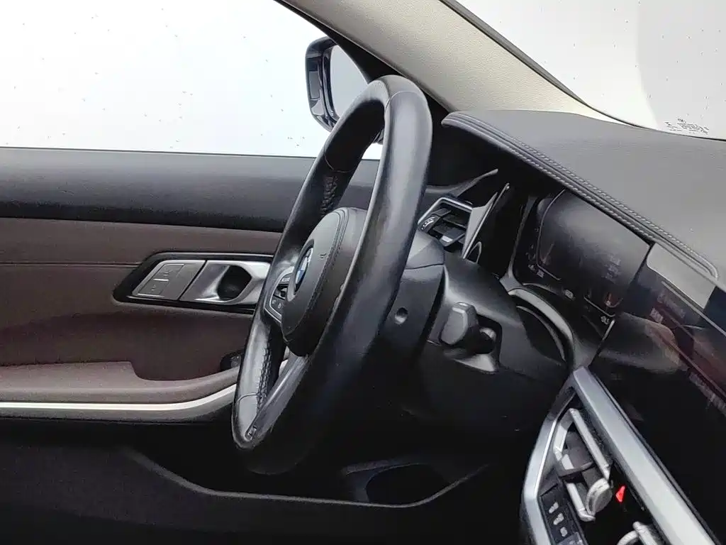 BMW 3 Series — миниатюра 22