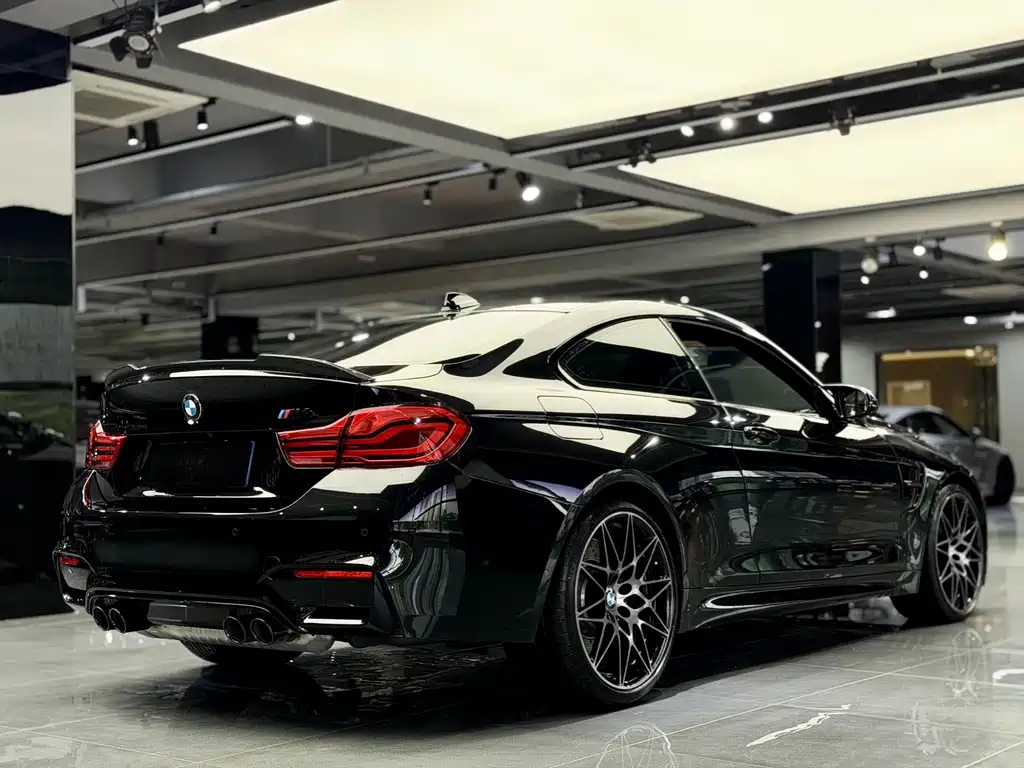 BMW M4 2019 M4