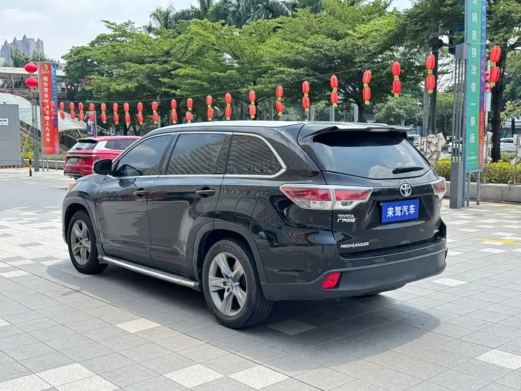 Toyota Highlander — миниатюра 4