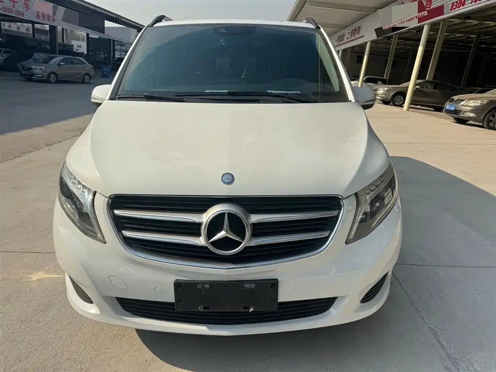 MERCEDES-BENZ V CLASS