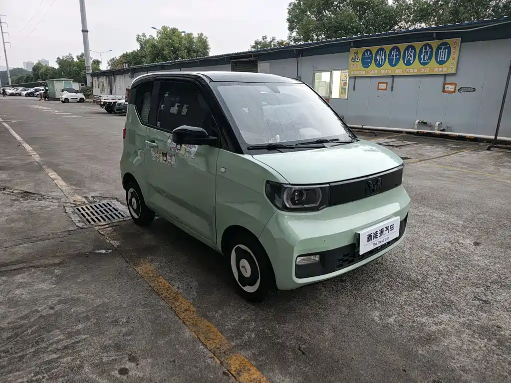 Wuling MINIEV — миниатюра 3