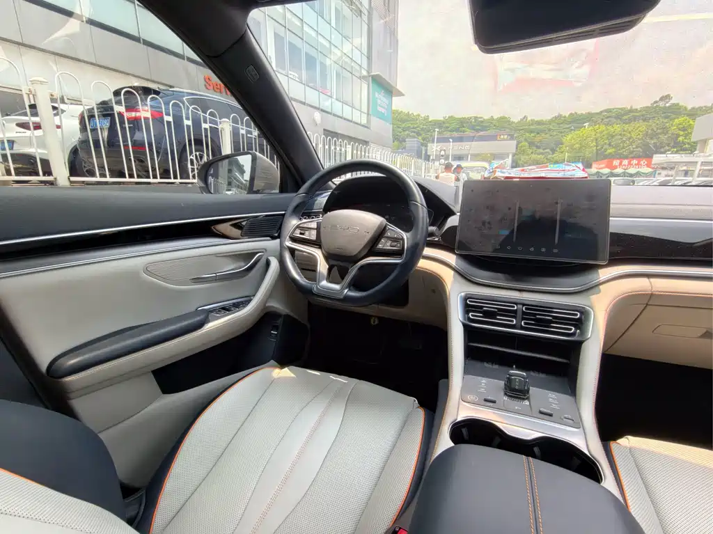 BYD Song Plus PLUS 2023 Champion DM-i 150KM Flagship PLUS