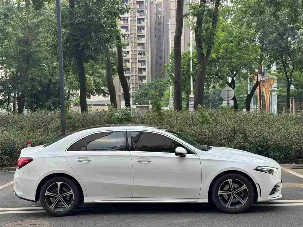 Mercedes-Benz A-Class — миниатюра 4