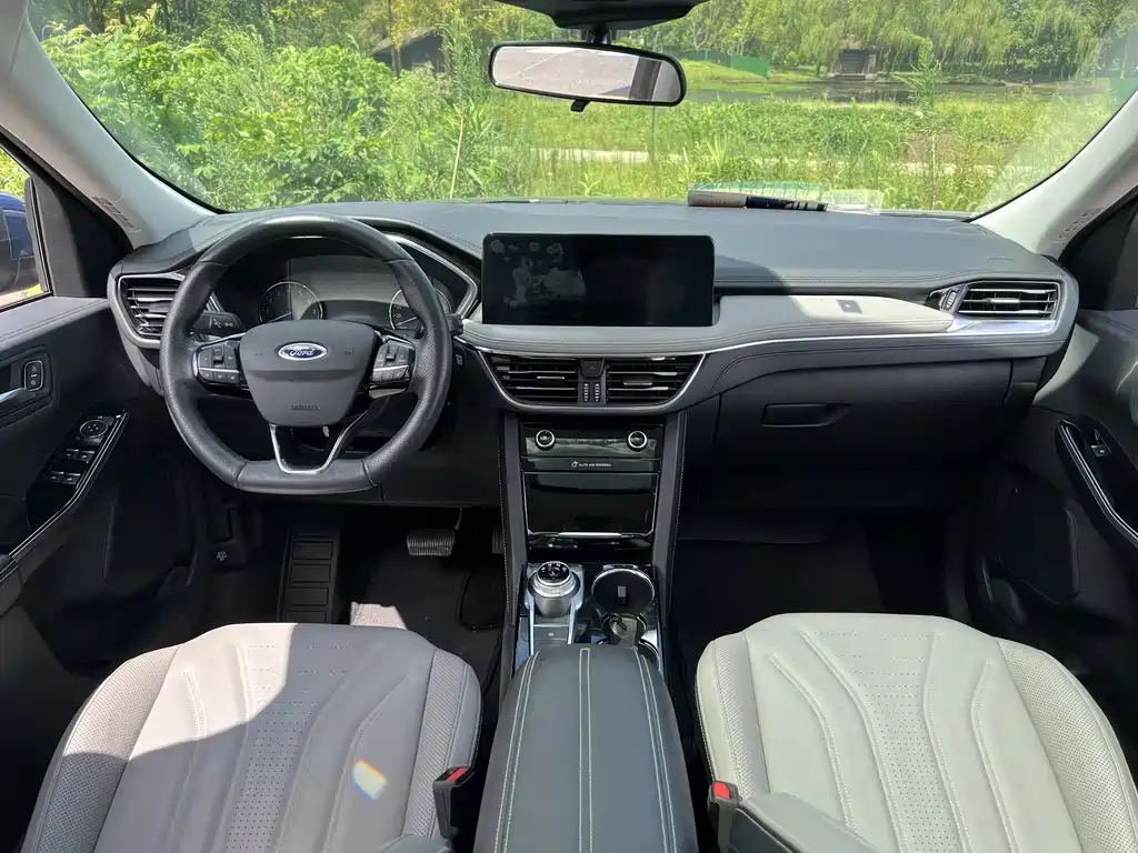 Ford Escape — миниатюра 9