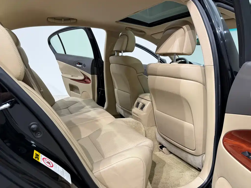 Lexus GS — миниатюра 11