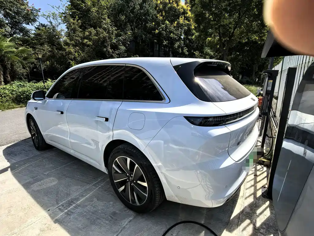 Li Auto Li L6 — миниатюра 4