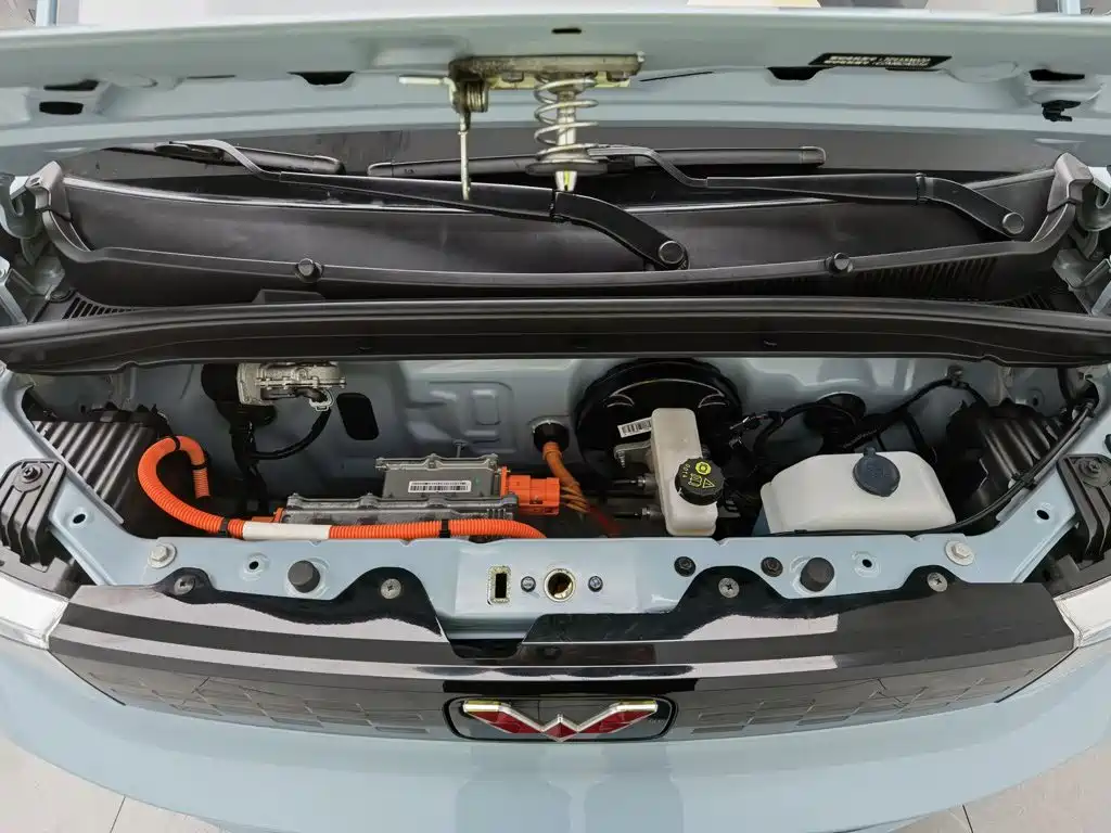 Wuling MINIEV — миниатюра 6