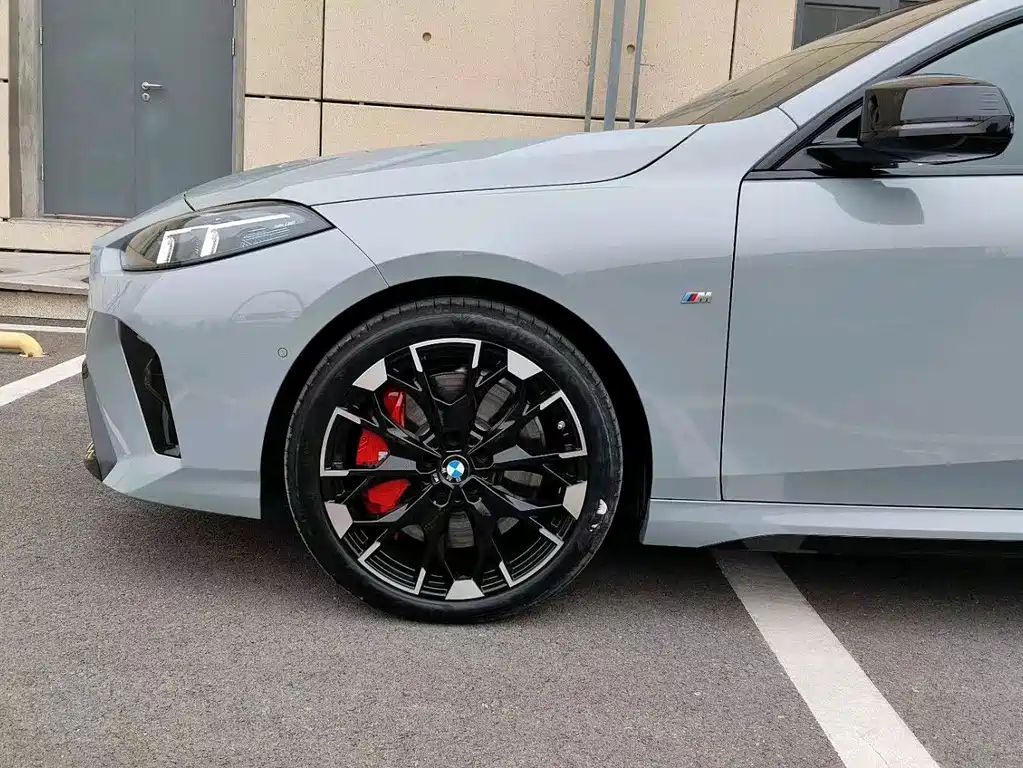 BMW M235L — миниатюра 7