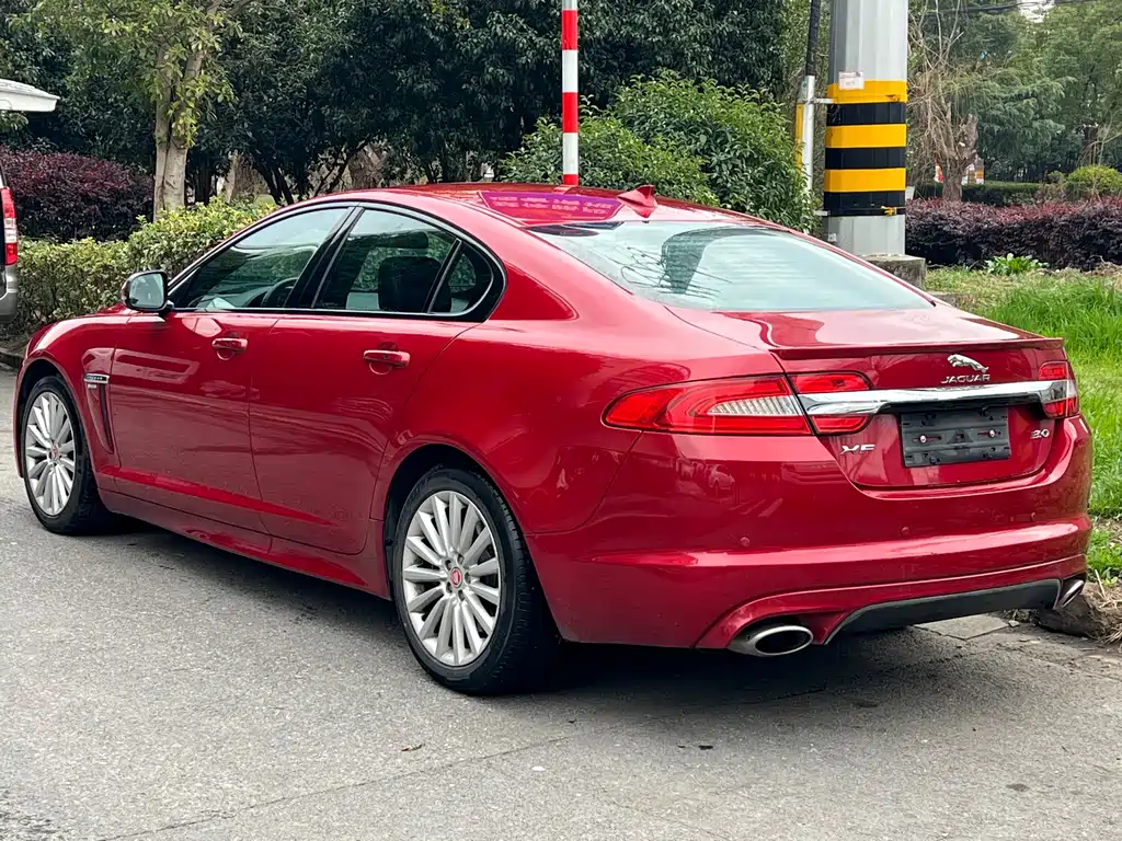 Jaguar XF 2015 XF 3.0 SC R-Sport Luxury