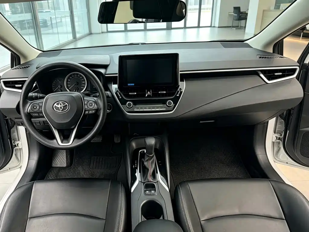 Toyota Corolla — миниатюра 13
