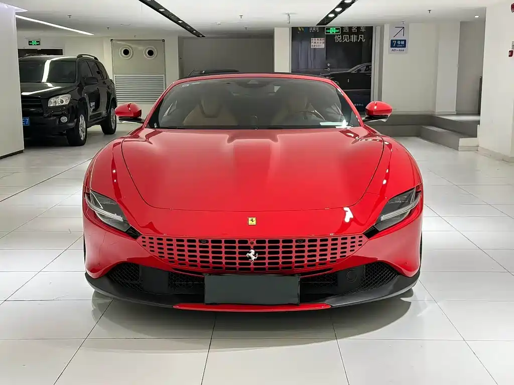 FERRARI ROMA