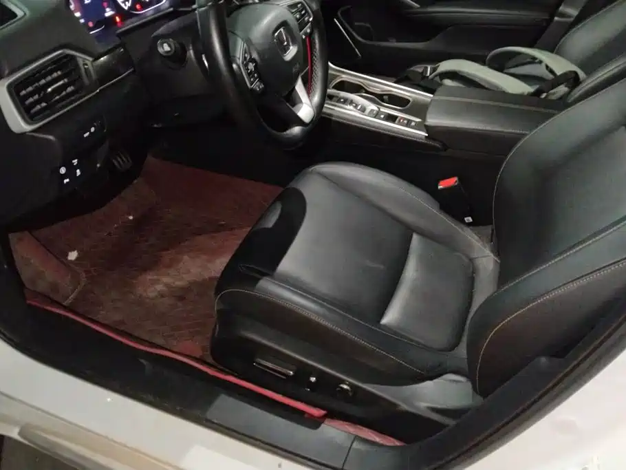 Honda Accord — миниатюра 9