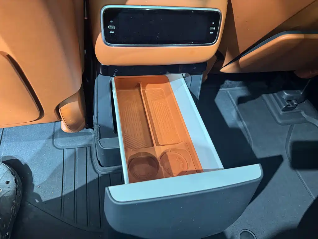 Li Auto Li L9 — миниатюра 14