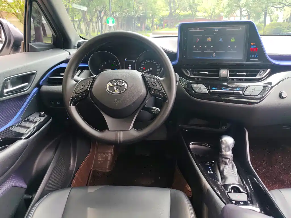 Toyota C-HR — миниатюра 9