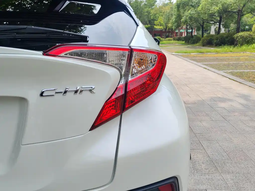 Toyota C-HR — миниатюра 20