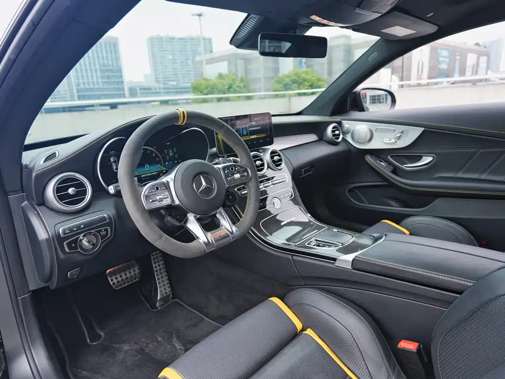 MERCEDES-BENZ C CLASS AMG