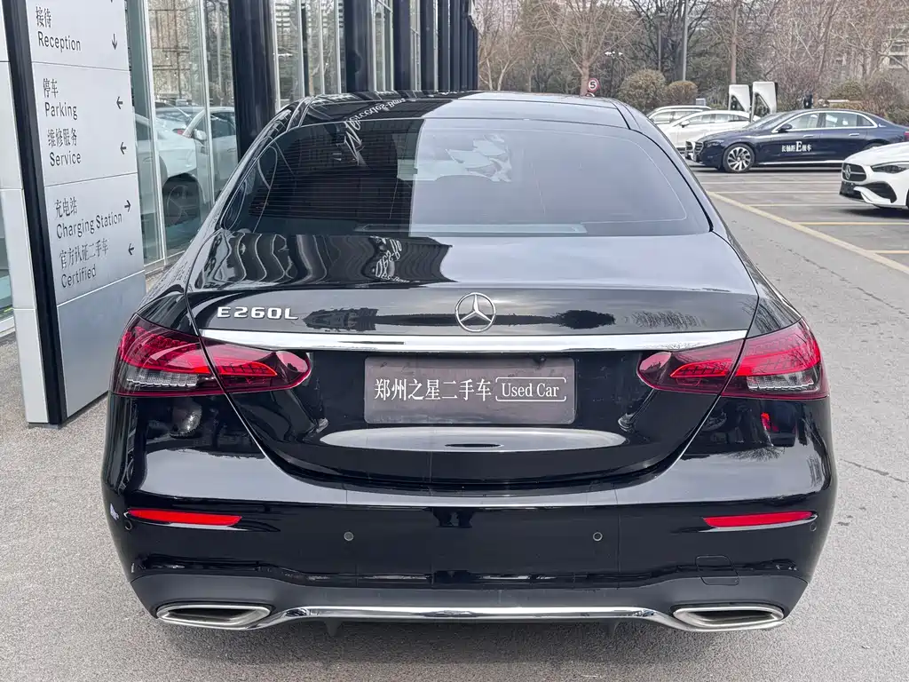 MERCEDES-BENZ E CLASS