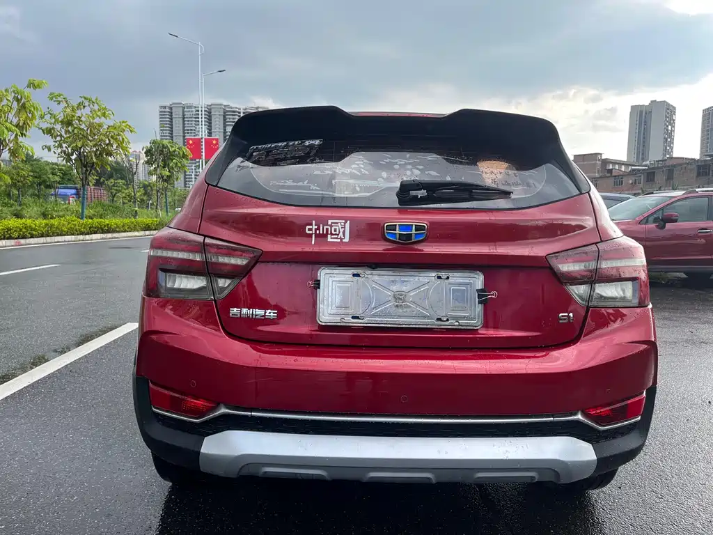Geely Vision S1 — миниатюра 7