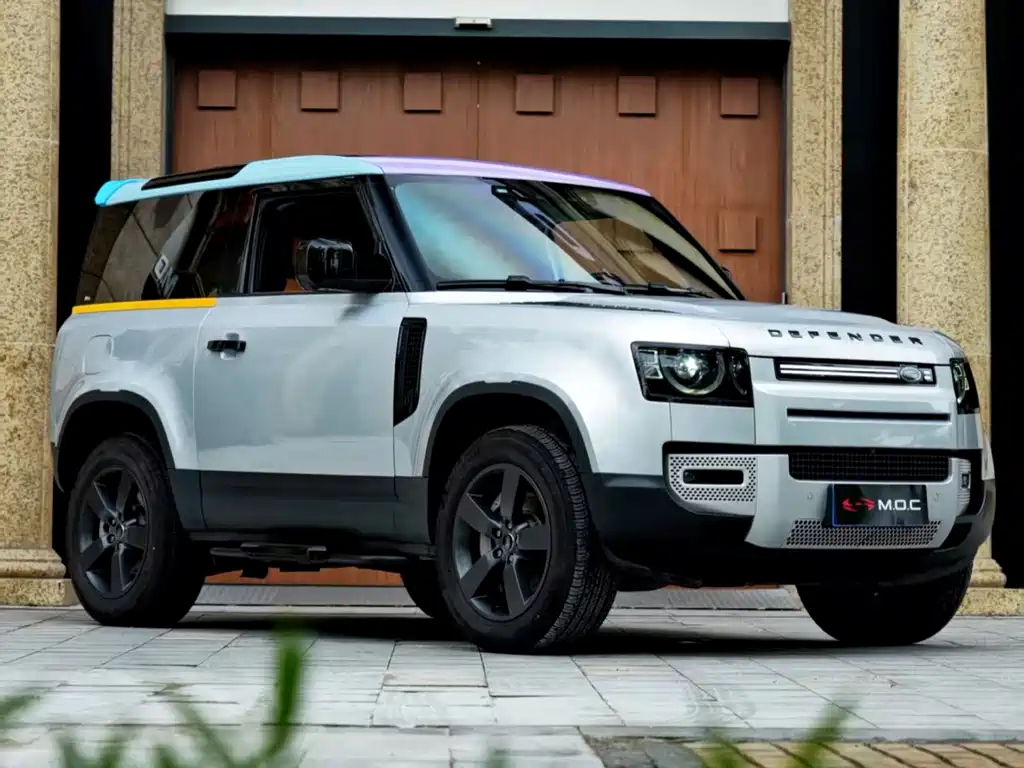 Land Rover Defender — миниатюра 3