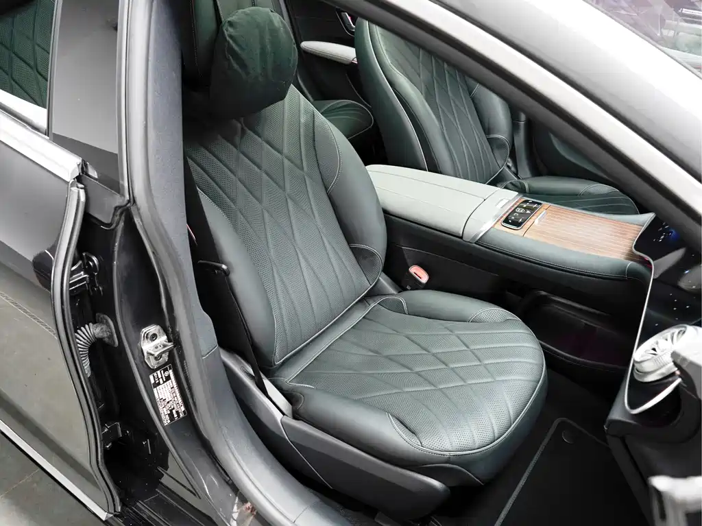 Mercedes-Benz EQS — миниатюра 19