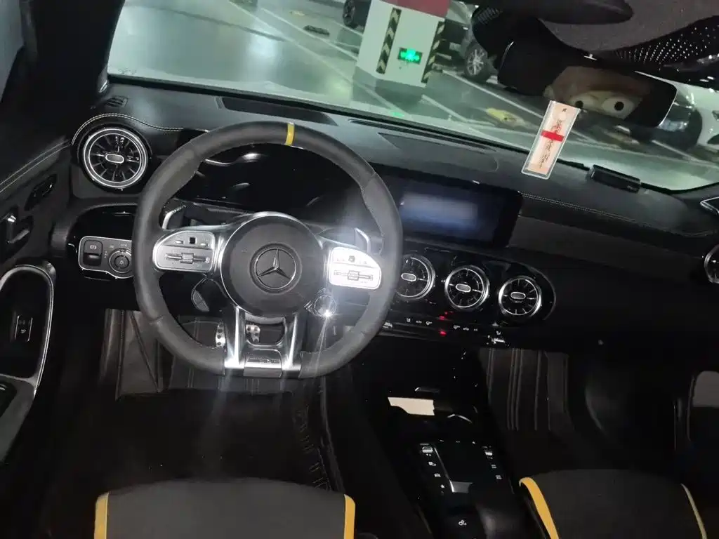 Mercedes-Benz CLA AMG — миниатюра 6