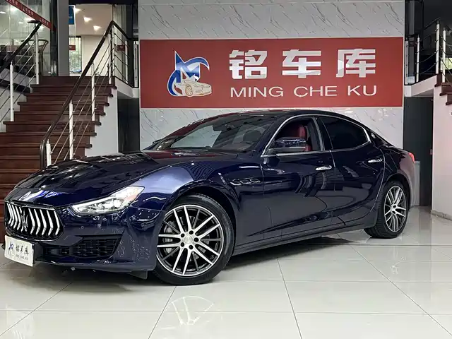 MASERATI GHIBLI
