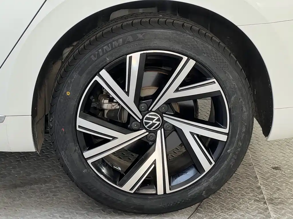 Volkswagen CC — миниатюра 23