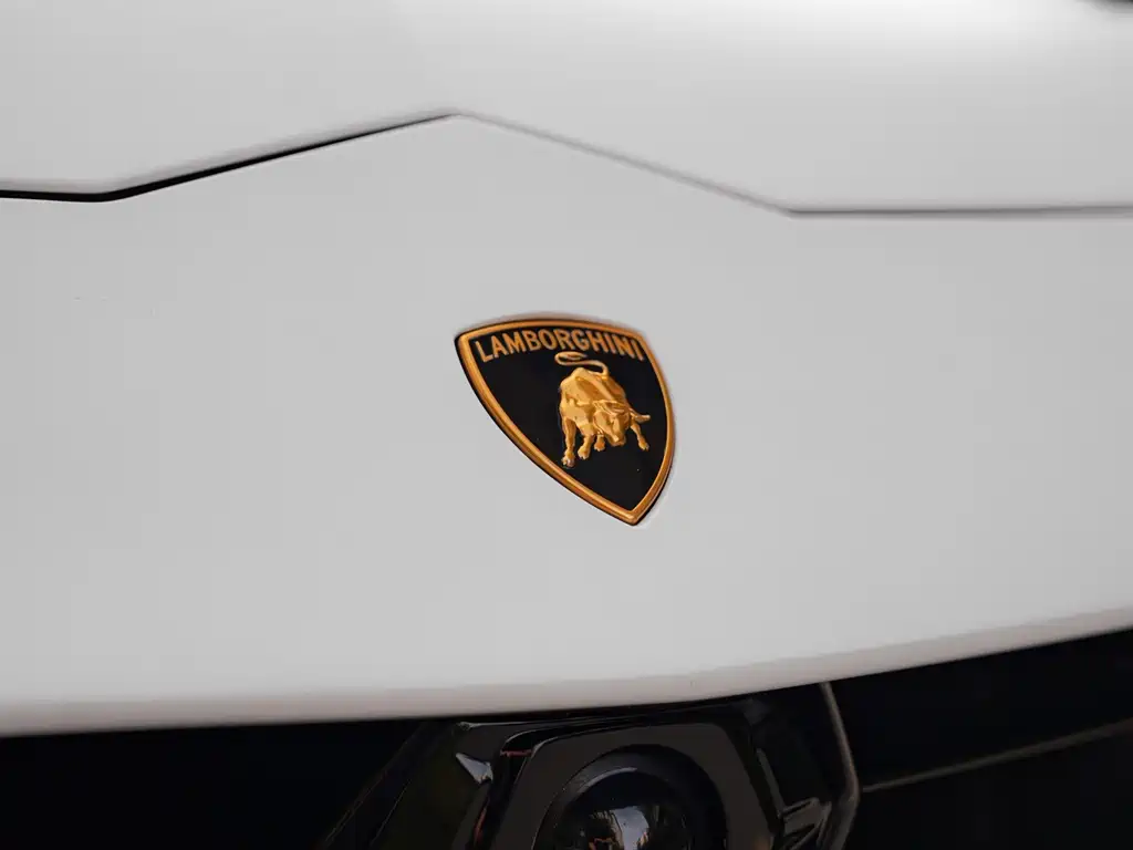 Lamborghini Urus — миниатюра 9