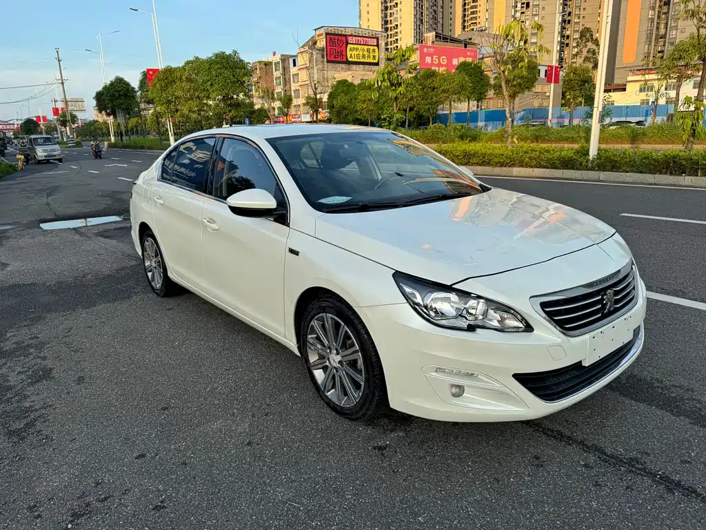 Peugeot 408 — миниатюра 4