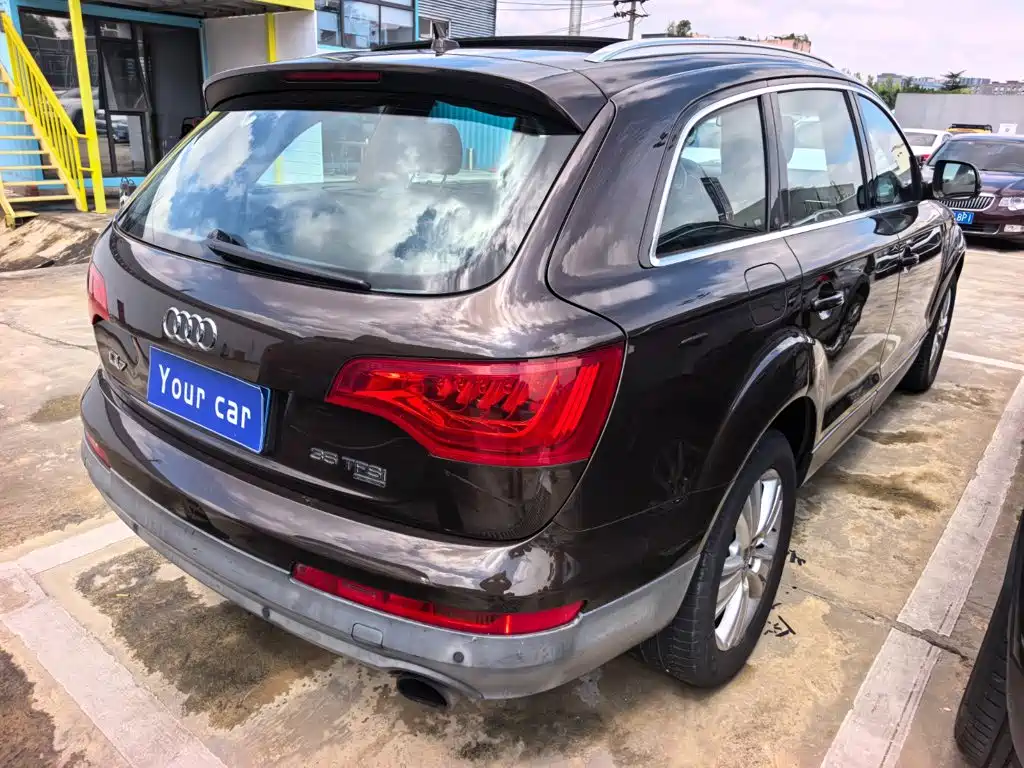 Audi Q7 — миниатюра 6