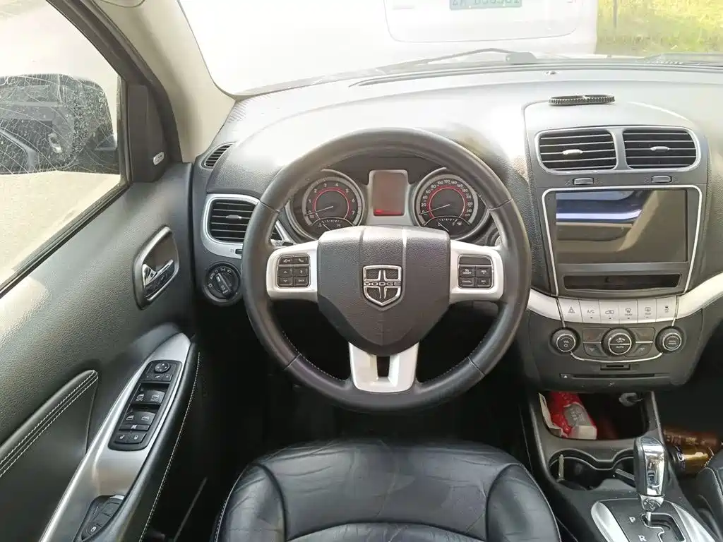 Dodge Journey — миниатюра 6