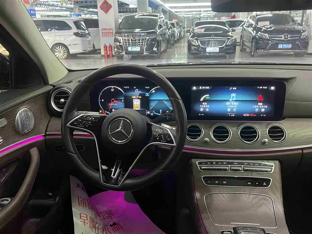 MERCEDES-BENZ E CLASS