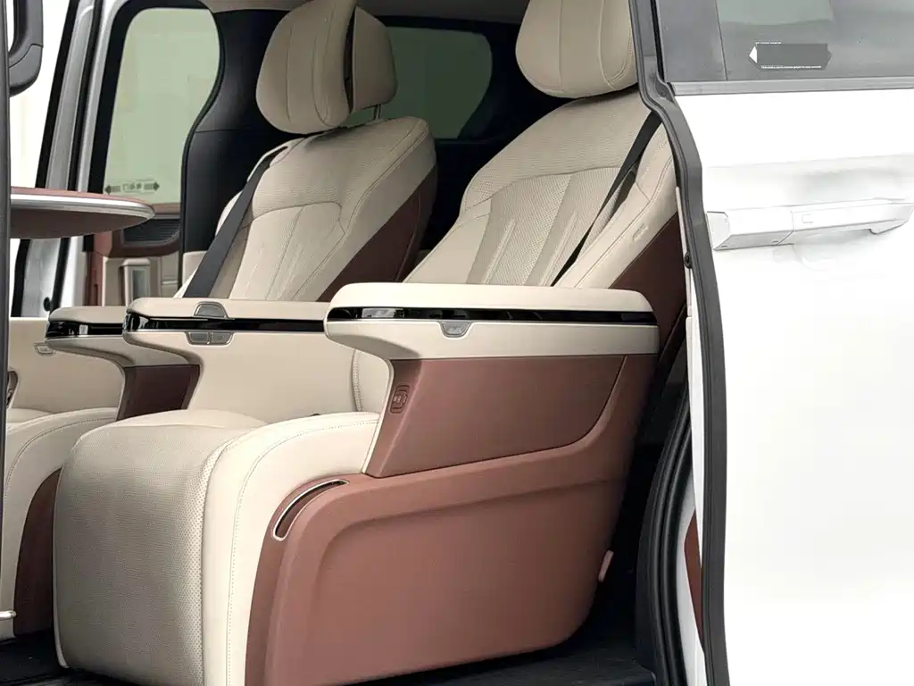BYD Xia - фото 9