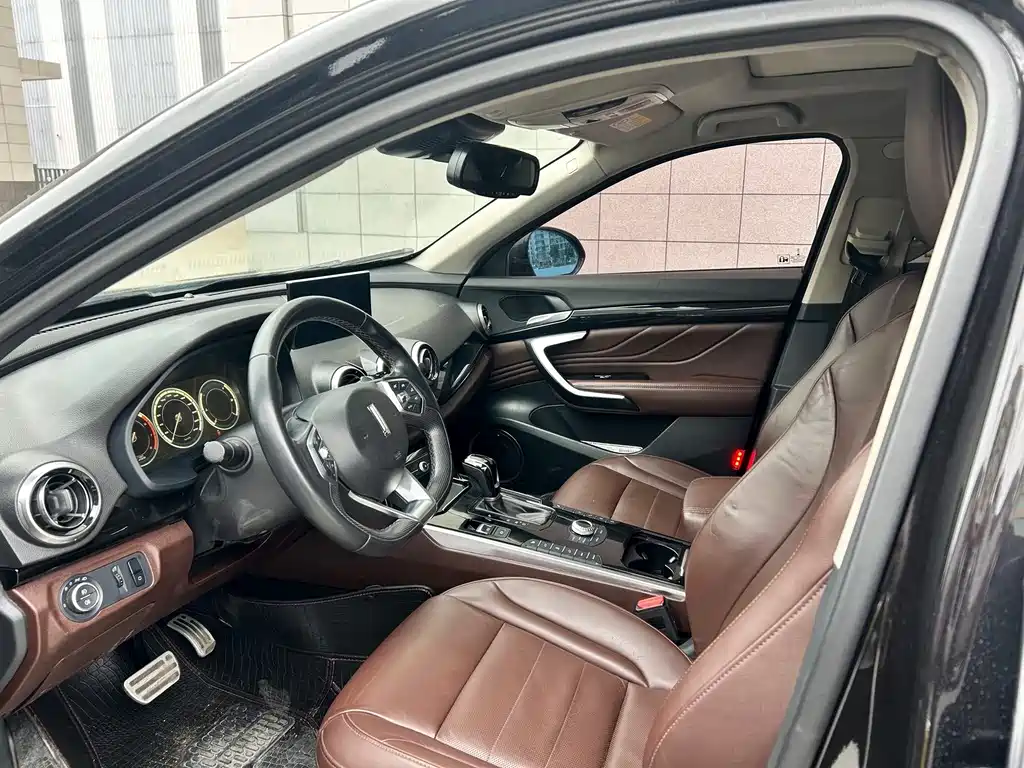 WEI PAI WEI BRAND VV7