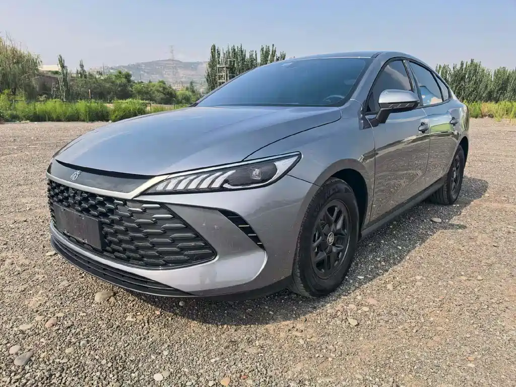 2025 BYD Qin - zdjęcie 1 z 9