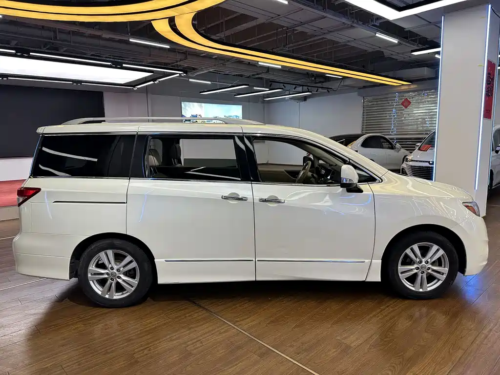 Nissan Quest — миниатюра 4