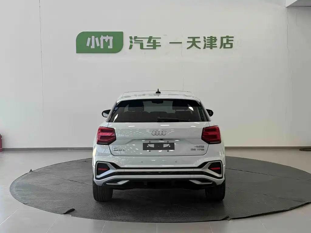 Audi Q2L — миниатюра 4
