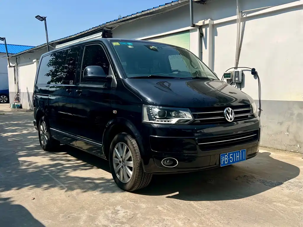 Volkswagen Multivan — миниатюра 3