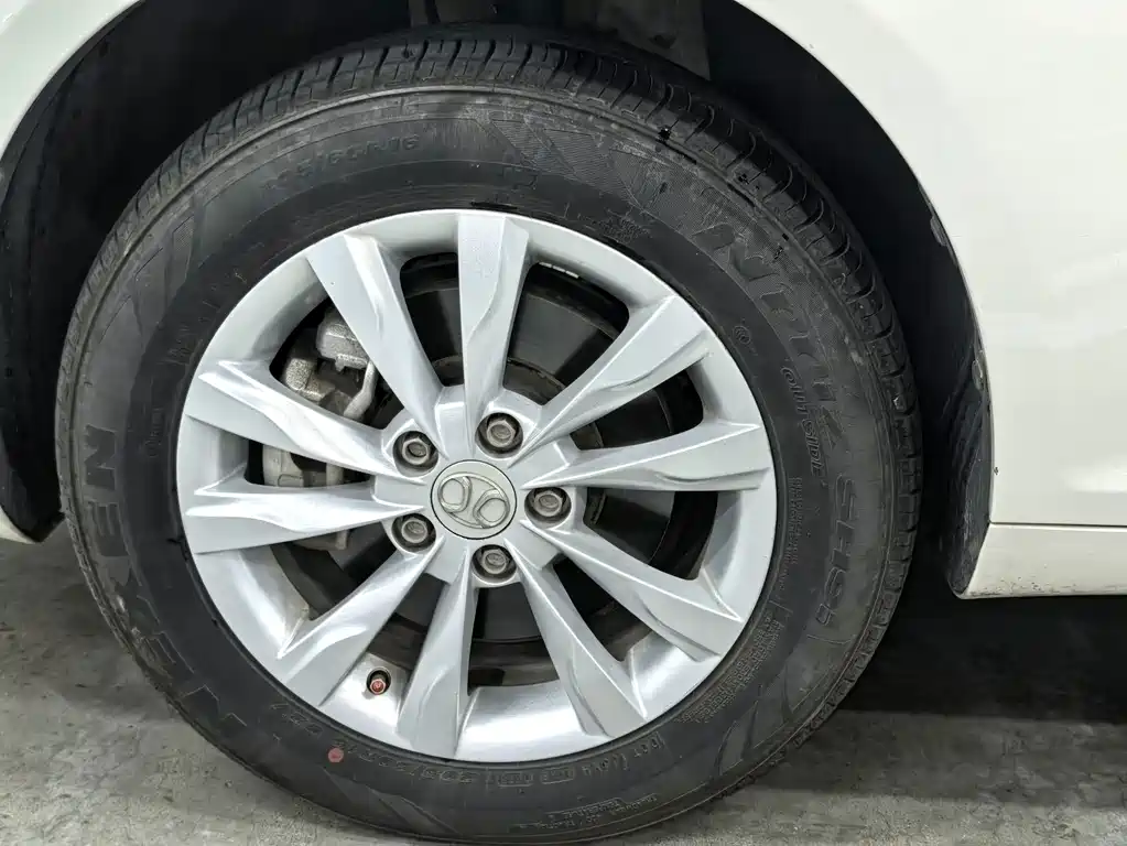 BAIC New Energy EU — миниатюра 14