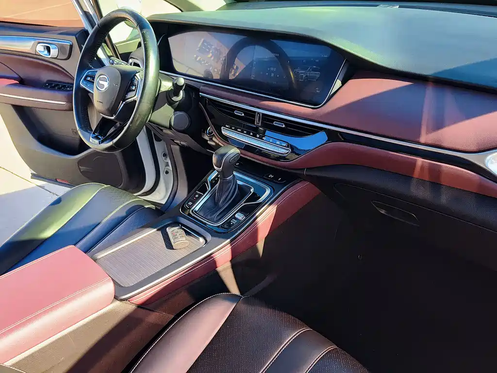 GAC Motor Trumpchi M6 — миниатюра 10