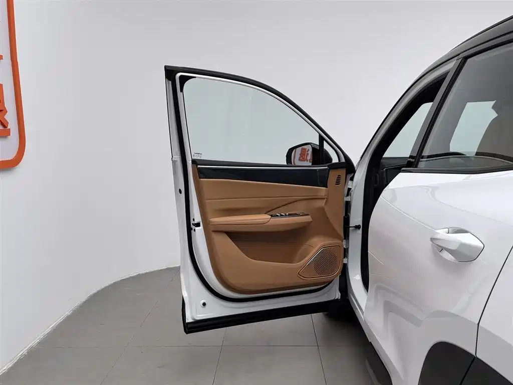 GEELY GALAXY GALAXY L7